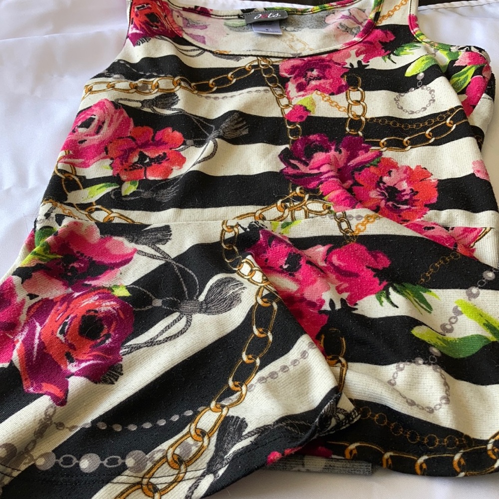 Dots flow type floral shirt